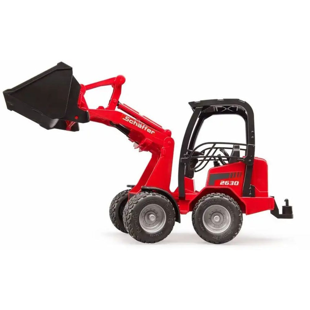 bruder Hoflader Schäffer 2630 rot 1:16