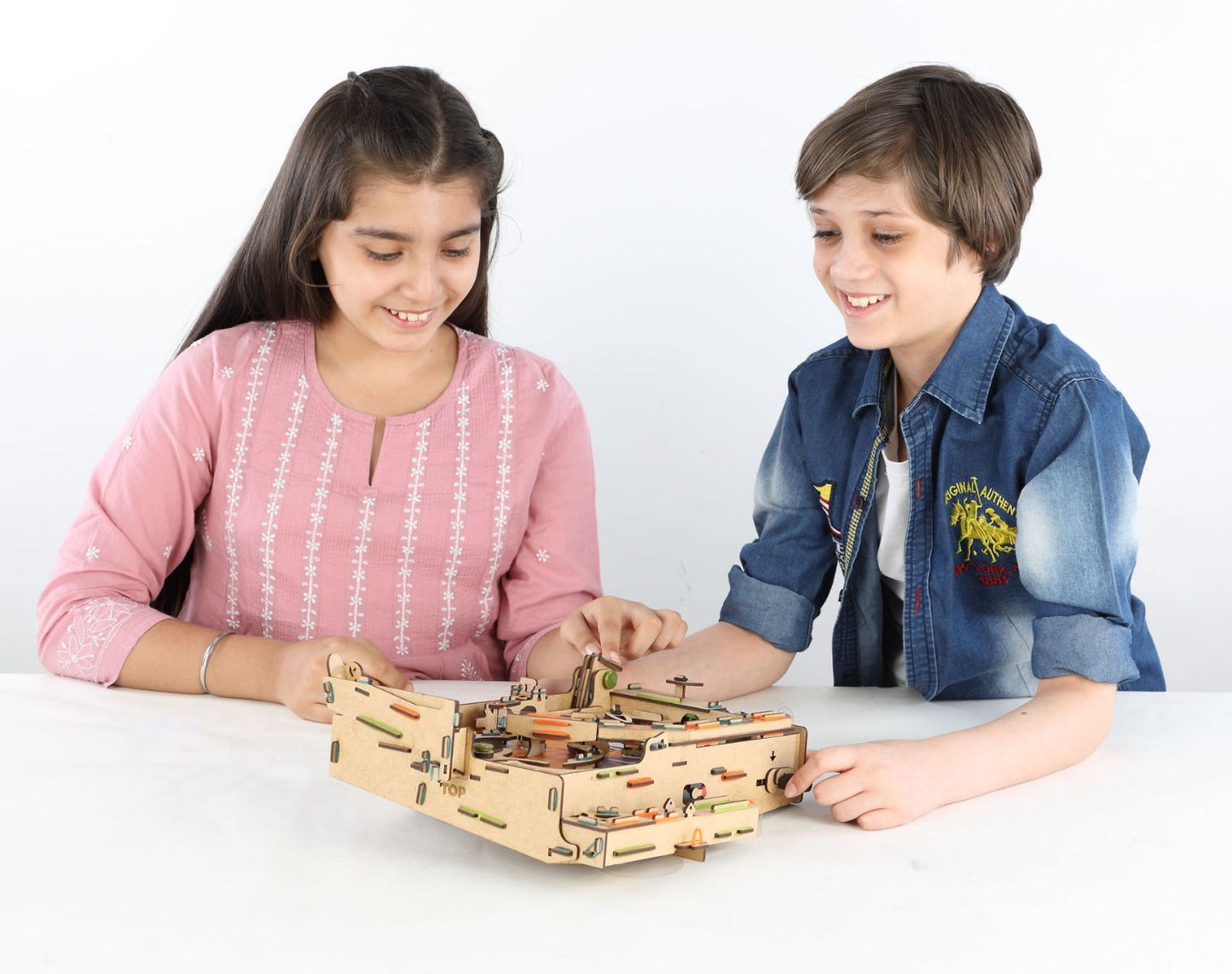 SMARTIVITY Pinball Machine