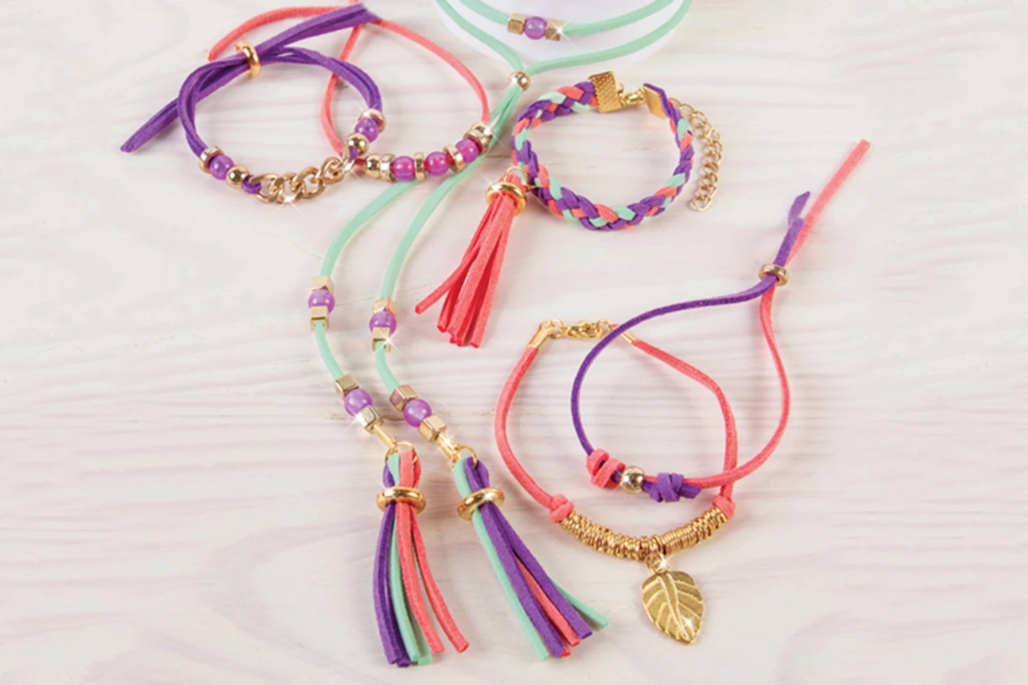 Bastelset Schmuck Armbänder in Velourlederoptik
